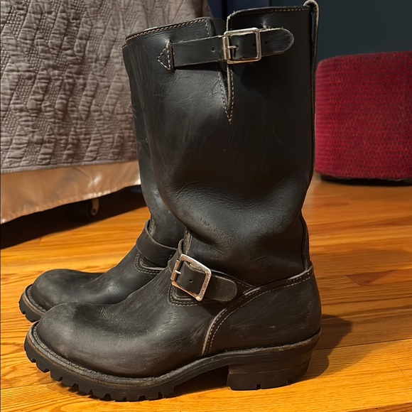 Vibram Black Boots Durable Rubber Sole Ankle-Height - Picture 5 of 7